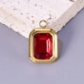 Pendente rettangolare in acciaio al titanio dorato con cristallo rosso sfaccettato - Rettangolare / Rosso