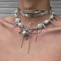 Y2K style choker with silver spider pendant, baroque pearls and layered chains - Silver Tassel Spider Pearl Necklace