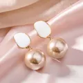 Boucles d'oreilles S925 en argent avec perles champagne et clous géométriques blancs - 18mm / Bleu foncé