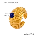 Anello vintage largo in acciaio al titanio dorato con texture a strati e vetro blu - US 7 / Anello in vetro blu color oro