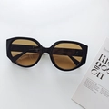 Fashionable oversized cat-eye sunglasses with C3 tea brown lenses and black frame - Dark Brown