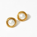 Elegant gold vintage pearl stud earrings with a spiral textured metal border - Gold Vintage Twisted Earrings D2785