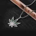XL08 / Green Cannabis Leaf / Silver/Green