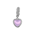 Détail macro du clip de nombril coeur argenté avec opale rose et zircons scintillants - Bord Perlé Cœur Rose