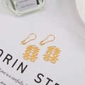 Goldene Doppel-Glück-Anhänger mit Sicherheitsnadel-Haken für Hochzeitsbonbontüten - Xi Charakter + Nadel