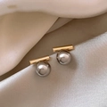 S925 Silberstecker mit Goldzylinder und grauer Perle auf cremefarbenem Seidenstoff - Gold ED67427 Zylinder Grau Perle