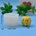 Dimensiones del molde de silicona de calabaza de Halloween con diámetro de 5,8 cm - Calabaza Sonriente