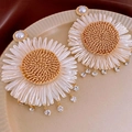 Détails de boucles d'oreilles tournesol bohème avec pétales en tissu blanc et perle - 10# Tige Argent Or Blanc Marron