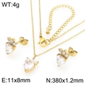 Conjunto de collar y pendientes dorados con circonitas cúbicas transparentes de corazón - Estilo Zirconia de Corazón Dorado (KS226890-GC)
