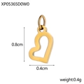 Dettaglio macro delle dimensioni del ciondolo a cuore dorato di 0,8cm con anellino - Cuore Svuotato Semplice Oro (XP05365D0W0)