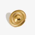 Broche ronde en or 18 carats avec texture plissée et design minimaliste élégant - Broche Ronde Dorée Texture Radiante (KX015)