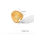 Anello regolabile a conchiglia dorata con finitura opaca e dettagli lucidi - Grande Conchiglia Opaca