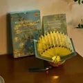 DIY waaier-boeklamp met Van Gogh Amandelbloesem motief en een groen kwastje decoratie - Amandelbloesem
