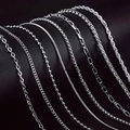 Set aus 8 Herren-Edelstahlhalsketten in verschiedenen Kettenstilen und Silberoptik - O-Kette 8-teiliges Set / Silber