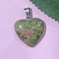 Pendentif cœur en pierre naturelle 20mm aux motifs verts et roses et fermoir argenté - 08-Unakite