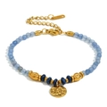 Bracelet en perles bleu clair avec pendentif pièce martelée et finition dorée 18 carats - Or-Bleu