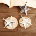 Ornamenti natalizi a stella a cinque punte in argento 3D su legno rustico. - Stella Doppia Faccia 6cm / Set di 3 / Argento