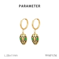 Pendientes dorados de cabeza de serpiente con ojos verdes y esmalte negro fino - Pendientes de Aro Con Colgante de Cabeza de Serpiente (KE113079-SP)