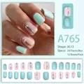 Unghie finte corte verde menta con carini motivi floreali bianchi in set da 24 pezzi - Stile Piccoli Fiori Rosa Nude Verde Menta (A765)