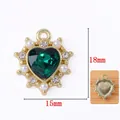 Baroque style heart pendant with emerald green stone and pearls in light KC gold finish - Malachite Green (Light KC Gold Plated)