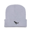 Detailaufnahme der hellblauen Strickmütze mit schwarzer Dinosaurier-Stickerei am Umschlag - Grau
