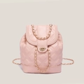 Mochila de cuero PU rosa acolchada con cadenas doradas y cierre de torsión - Rosa