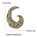 Broche géométrique vintage dorée avec strass colorés, taille 5,1 cm par 3,9 cm - Blanc