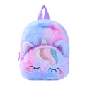 Dettaglio dello zaino unicorno in peluche con colori macaron e corno di paillettes - Cuore Viola Socchiudere gli Occhi
