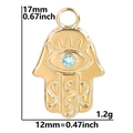 Dimensions détaillées du pendentif Main de Fatma dorée avec pierre bleue, 17mm de hauteur - Pendentif Uniquement (Sans Chaîne)