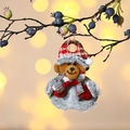 Orso di peluche natalizio con cappello scozzese rosso appeso a rami di bacche - Orso / 14*11cm
