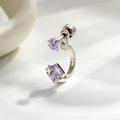 Silberner C-förmiger Ohrpiercing mit zwei funkelnden violetten Zirkonia-Sternsteinen - Blauviolett (Einzelstück)