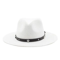 Sombrero vaquero blanco tejido con banda de cuero negro y remaches de estrellas - M (56-58cm) / Blanco puro