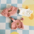 Rosa Cord-Puppenoutfit-Set mit Hut, T-Shirt und Bären-bestickten Shorts - Passend für 17cm Puppe / Rosa Cord-Taschen-Set mit Umschlag (Dreiteilig)