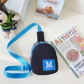 Mini sac de poitrine en nylon noir pour enfants avec bandoulière bleue réglable - Noir