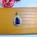 Pendentif goutte en zircon bleu profond avec double halo serti de métal doré - Pendentif Seul (Sans Chaîne) / Goutte d'Eau Violette