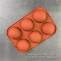 Detailansicht der 6-Fach Halbkugel-Silikonform mit Außenmaßen von 19x13cm - 6 Hohlräume Kleine Halbkugel