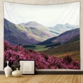 Künstlerischer Wandbehang mit Berglandschaft in Violett und Grün für gemütliche Räume - 73X95CM / Gebürsteter Stoff
