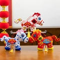 Tres mascotas tradicionales chinas del año del caballo en peluche con diseños coloridos - Caballo de Papel Cortado de Dos Patas-Surtido