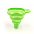 Imbuto pieghevole in silicone verde con foro per appendere per un facile riempimento - Imbuto Telescopico Tondo (C1C5H) / Verde (C1C5H)