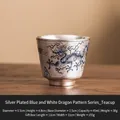 Keramik Teetasse mit blauem Drachenmuster und polierter Silberbeschichtung innen - Versilberte blau-weiße Drachen-Verkostungstasse