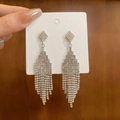 Elegantes pendientes de borlas plateadas con pavé de diamantes y diseño largo de flecos - Estilo de Borla (2#) / Plateado