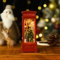 Leuchtende rote Vintage-Telefonzelle Weihnachtsdeko mit Miniaturbaum und Schnee - Nicht wassergefüllte Telefonzelle Weihnachtsbaum