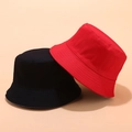 Detail of black and red reversible cotton bucket hats with reinforced stitching - M (56-58cm) / Black + Red