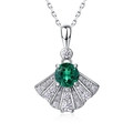 Elegante ciondolo a ventaglio in argento S925 con gemma verde e zirconi incastonati - Placcato Oro Bianco Argento Spesso [Pietra Principale Forma Rotonda 6.0MM] PD022839 / Argento 925 [Solo Pendente Senza Catena]