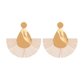 Boho-Ohrringe in Fächerform mit Quasten in Gold und Cremeweiß und Tropfendetails - 05 KC Gold Beige (7626)