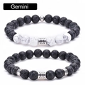 Details von Zwillinge Paar Armbändern mit schwarzem Lavastein und weißen Türkis Perlen - Zwillinge