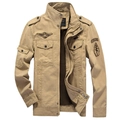 Khakifarbene Herren-Cargojacke im Militärstil mit Stickerei und Multi-Taschen-Design - M / Militärkhaki Stil 8331