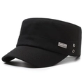 Gorra de estilo cadete negra para hombre en algodón con placa metálica y agujeros de aireación - Negro
