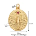 Détail d'un pendentif doré gravé d'un homard avec zircon rouge et motifs d'étoiles - K5893838-Gold Cancer