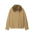 Chaqueta bomber caqui para mujer con cuello de piel sintética sobre fondo blanco - XS / Caqui